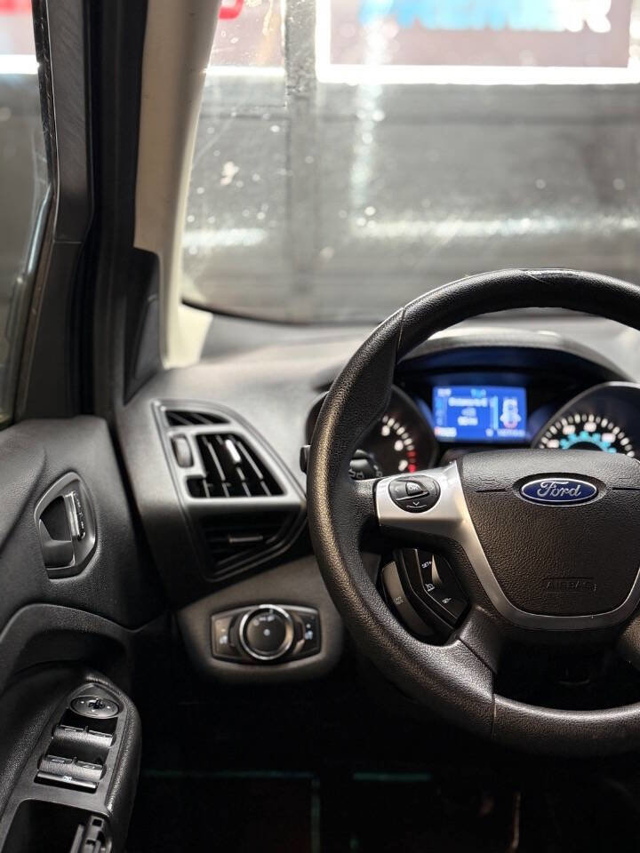 Used 2014 Ford Escape S FWD image 11
