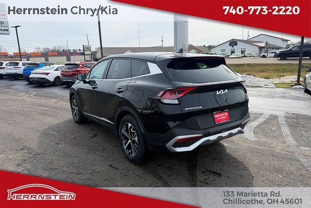 Used 2024 Kia Sportage EX image 5