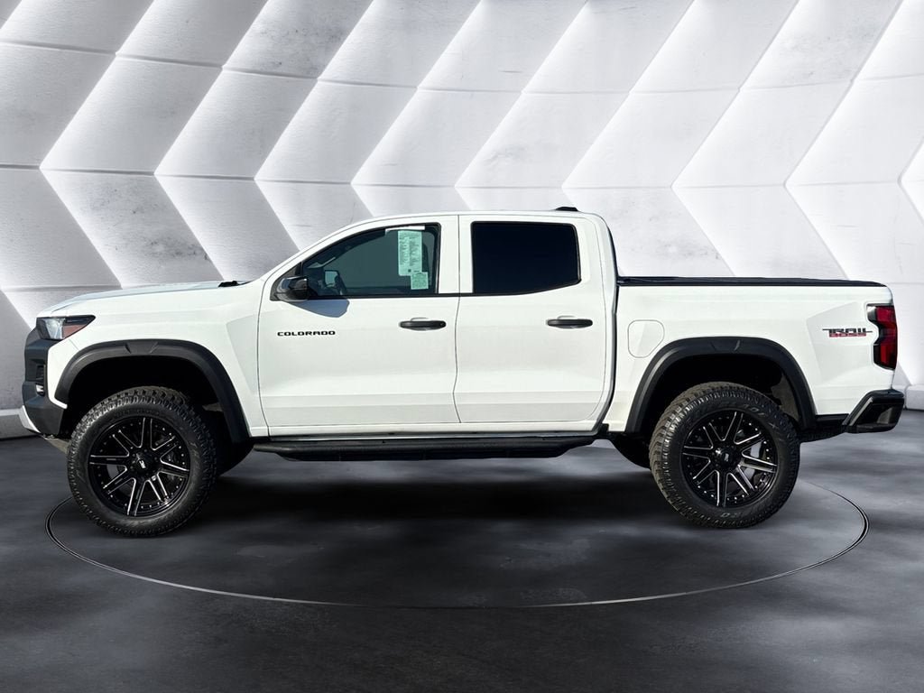 Used 2023 Chevrolet Colorado Trail Boss w/ LPO, Skid Plate Package AWD/4WD image 2