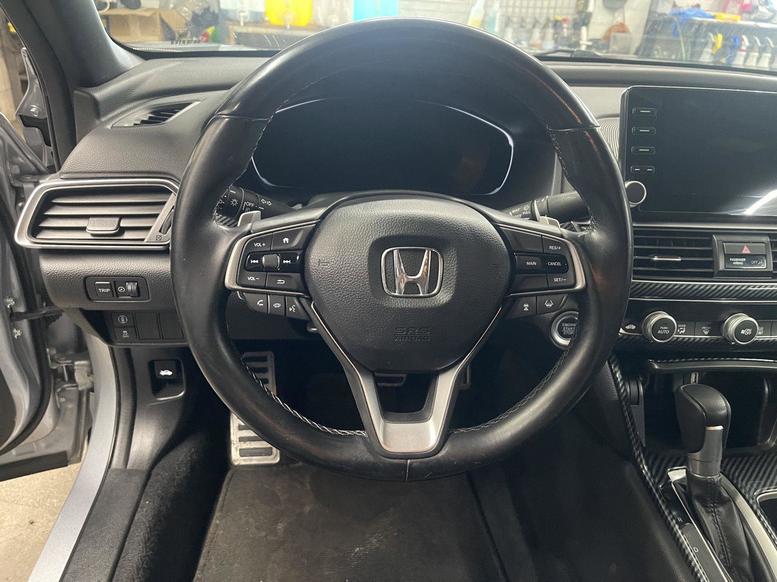 Used 2020 Honda Accord Sport image 11