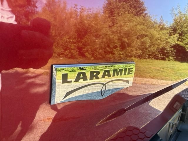 Used 2015 RAM 2500 Laramie w/ Convenience Group AWD/4WD image 7