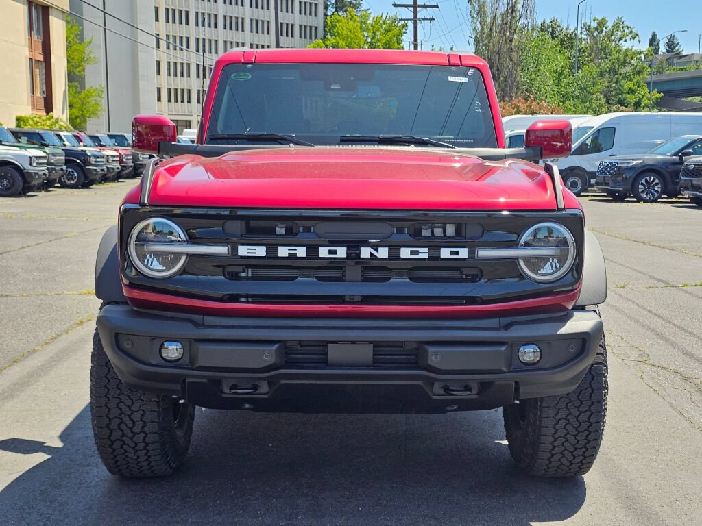 New 2026 Ford Bronco Outer Banks w/ Sasquatch Package AWD/4WD image 8