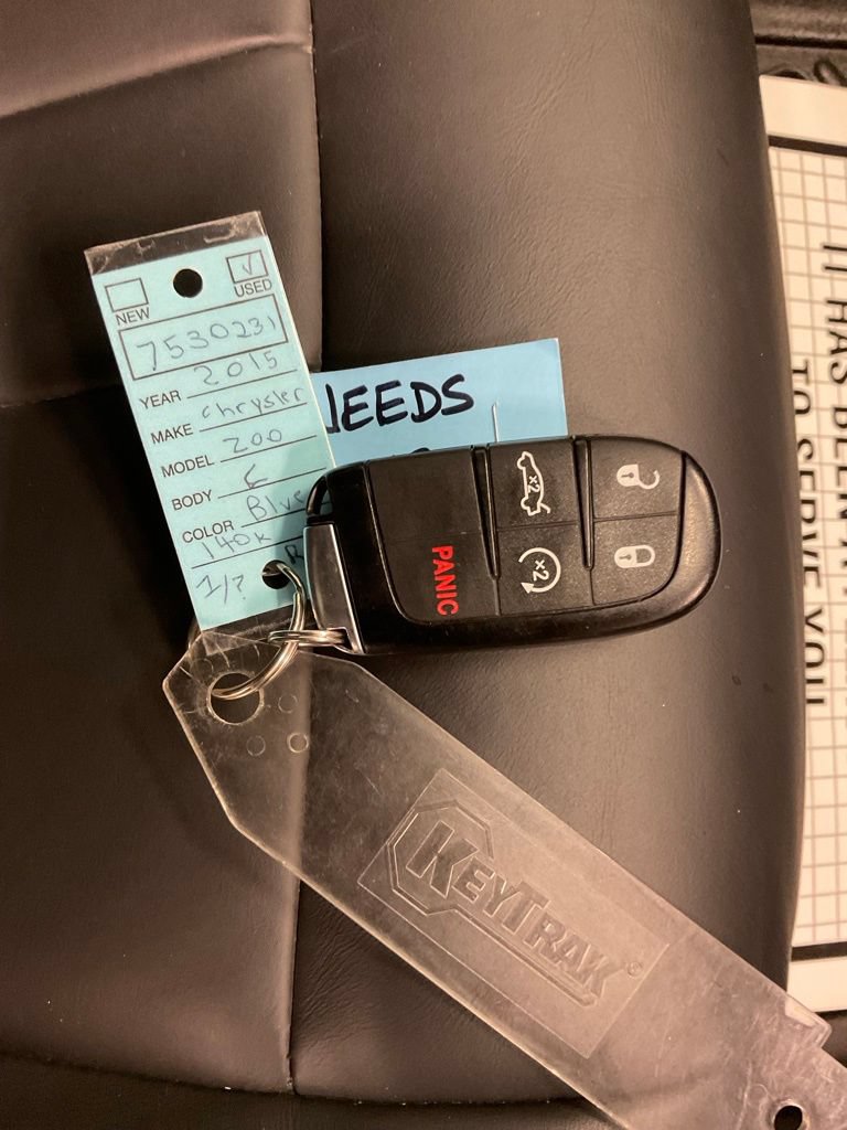 Used 2015 Chrysler 200 C AWD/4WD image 29