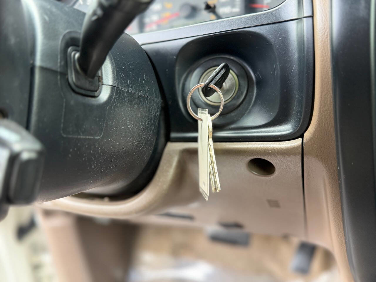 Used 2002 Toyota 4Runner SR5 image 18