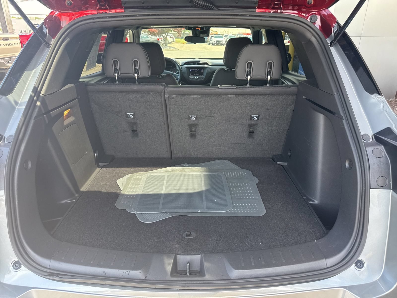 Used 2023 Chevrolet TrailBlazer RS FWD image 14