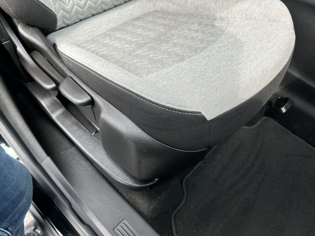 Used 2023 Chevrolet Equinox LS w/ LS Convenience Package AWD/4WD image 15