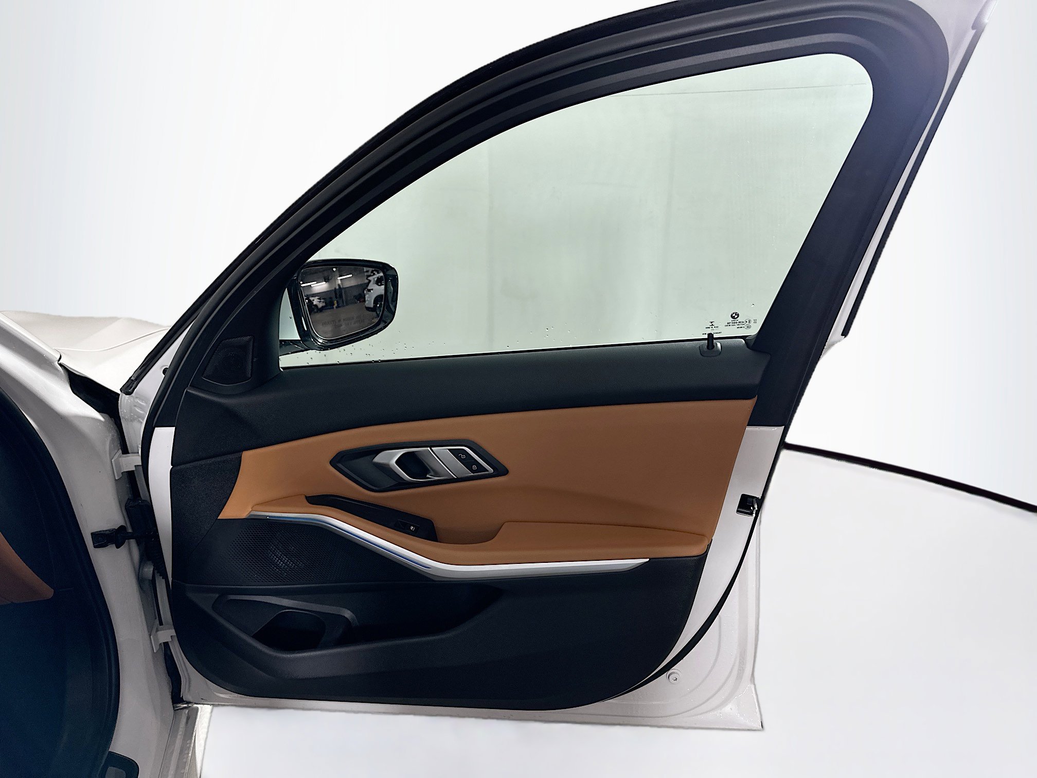 Used 2022 BMW 330e xDrive w/ Premium Package image 34