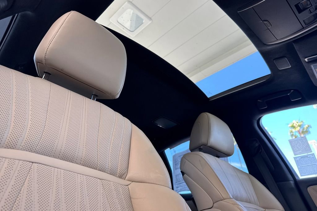 Used 2022 Lexus LS 500 w/ Interior Upgrade Package RWD image 19