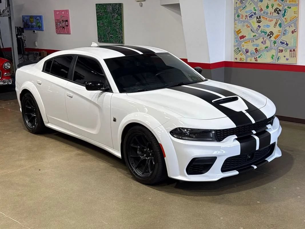 Used 2023 Dodge Charger Scat Pack RWD image 40