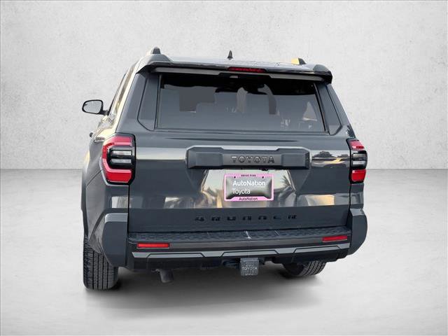 Certified 2025 Toyota 4Runner SR5 AWD/4WD image 6