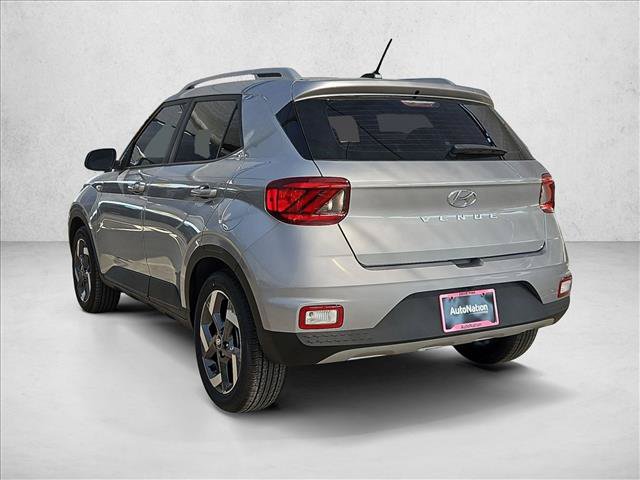New 2026 Hyundai Venue SEL FWD image 9