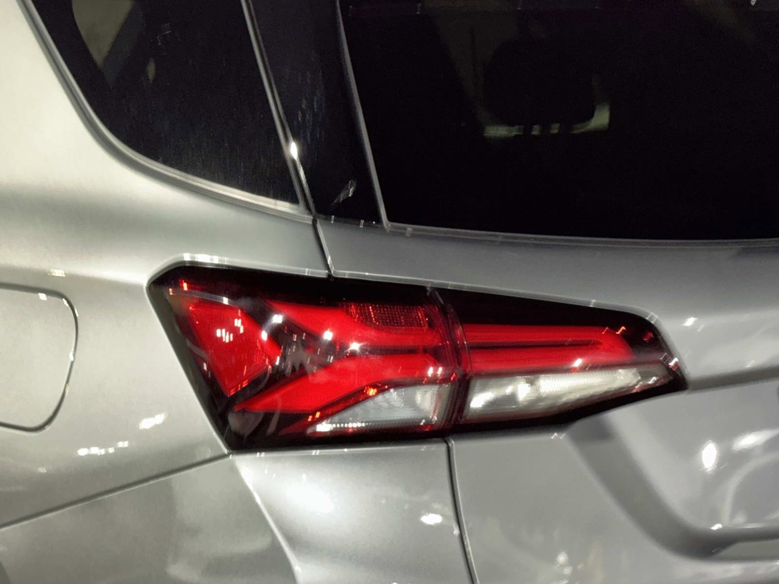 Used 2024 Chevrolet Equinox Premier image 32