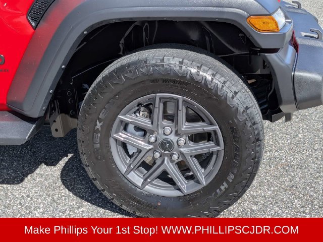 Used 2024 Jeep Wrangler Unlimited Sport AWD/4WD image 10