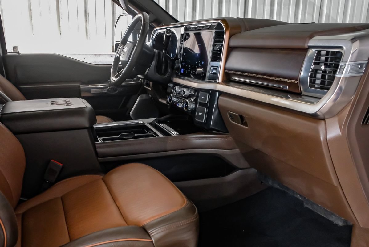 Used 2024 Ford F350 King Ranch w/ FX4 Off-Road Package AWD/4WD image 12