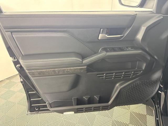 Certified 2026 Toyota Tacoma Limited AWD/4WD image 31