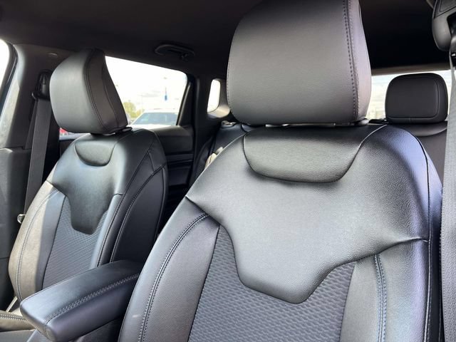 New 2026 Jeep Compass Latitude AWD/4WD image 25