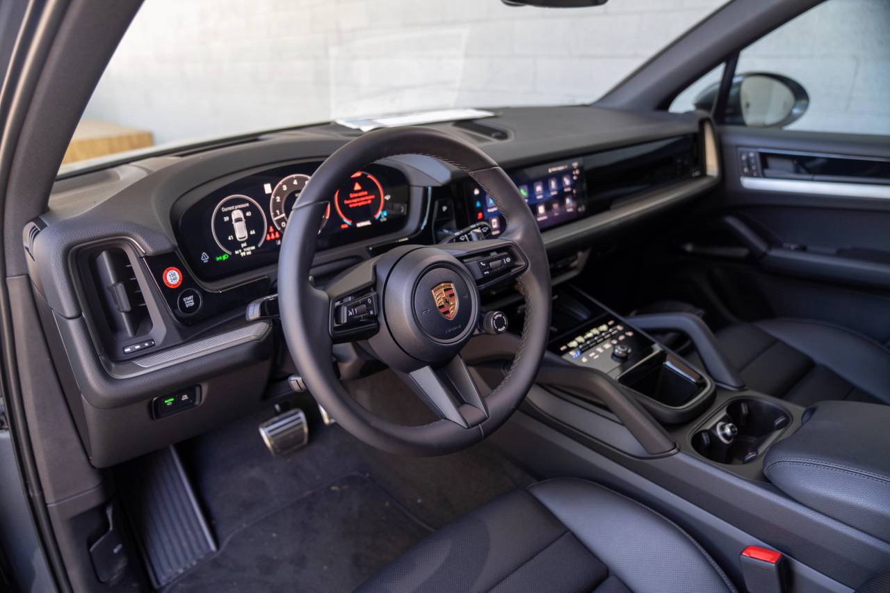 New 2026 Porsche Cayenne S AWD/4WD image 4