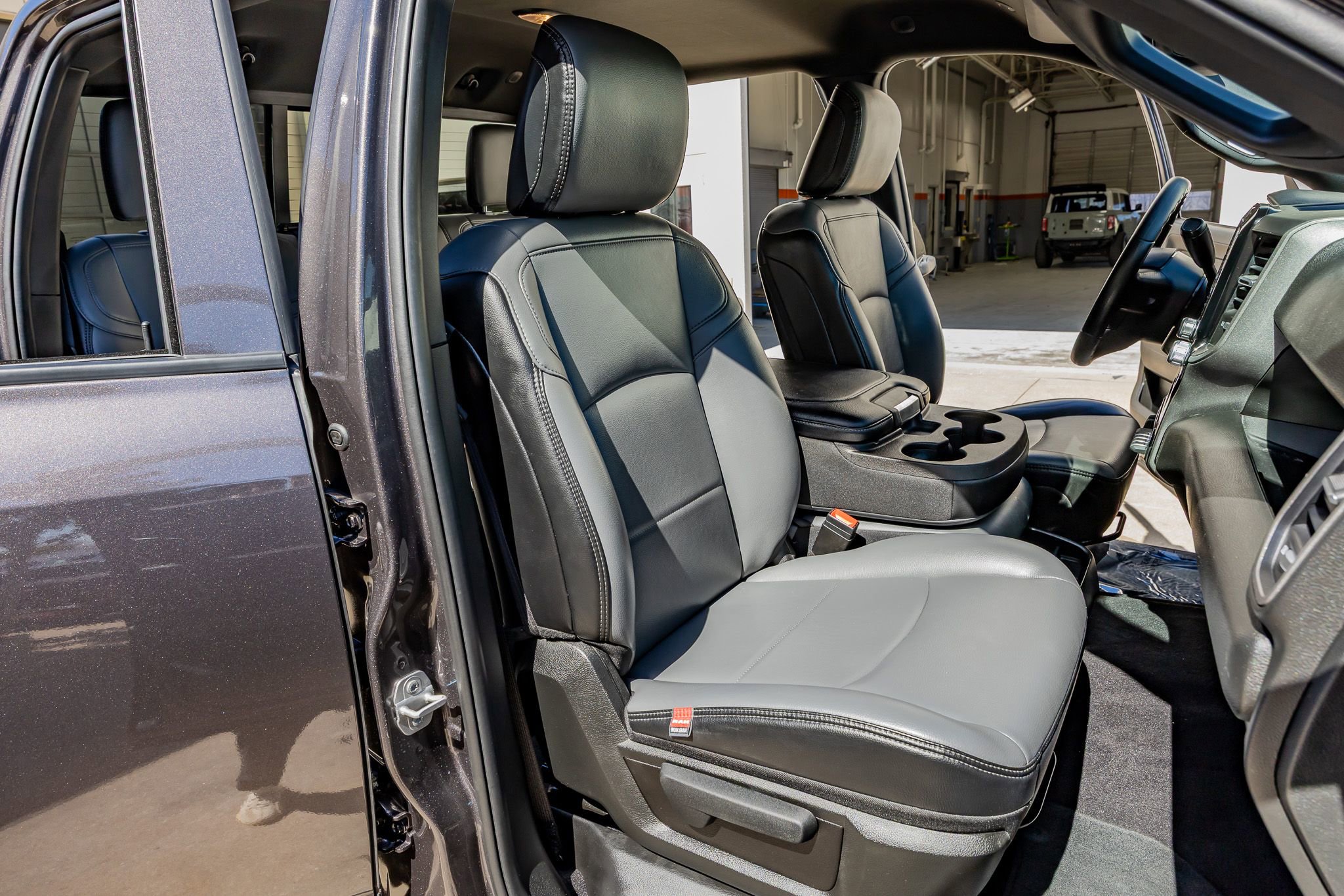 Used 2025 RAM 3500 Tradesman AWD/4WD image 29