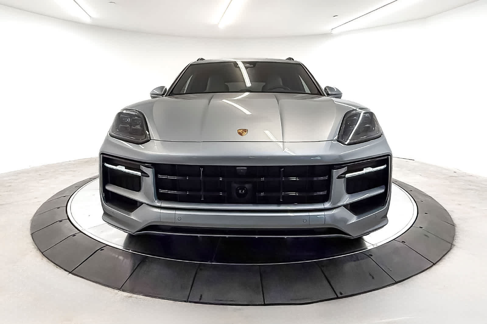 New 2026 Porsche Cayenne GTS AWD/4WD image 6