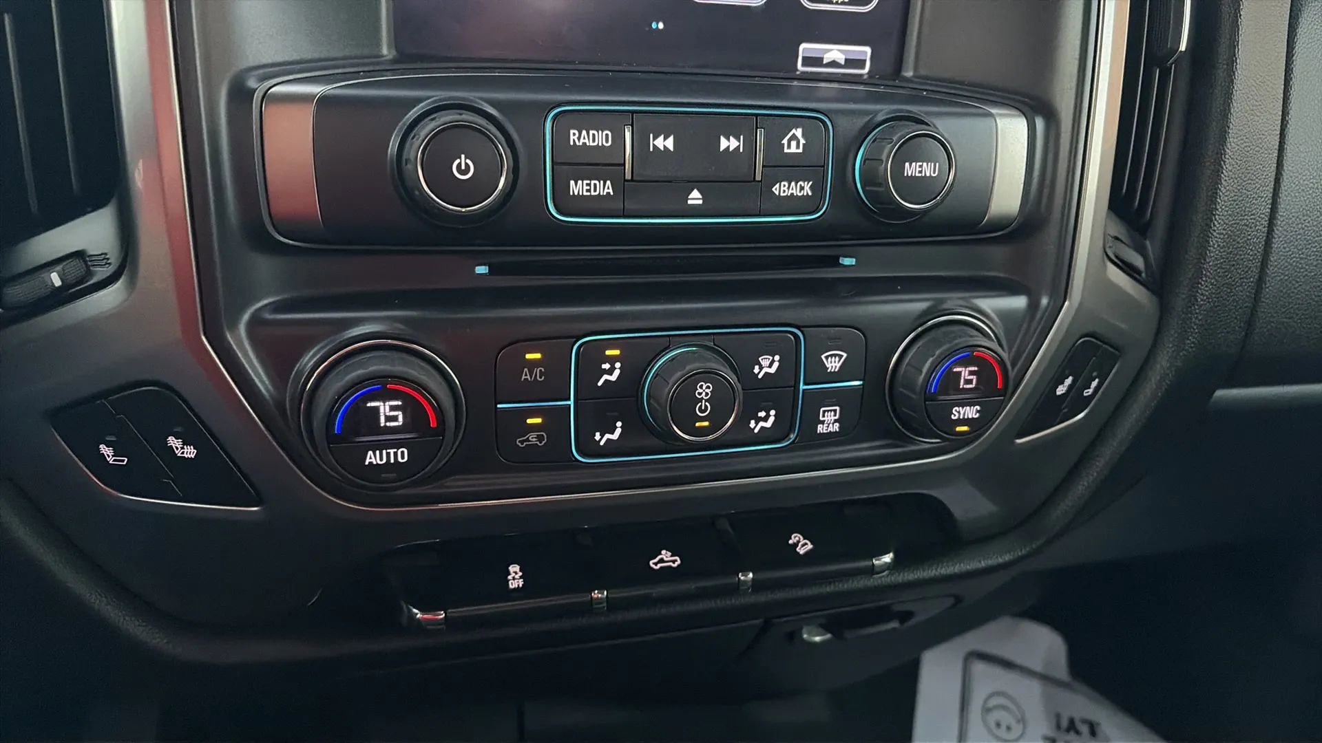 Used 2019 Chevrolet Silverado 1500 LT w/ All Star Edition image 44