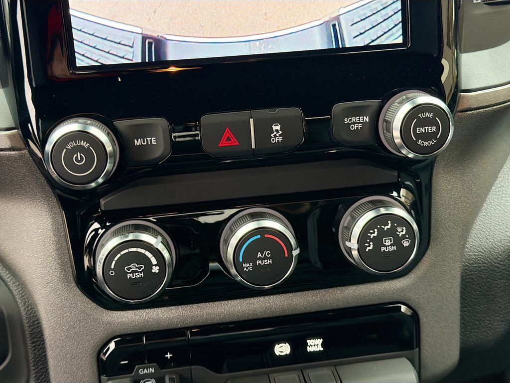 New 2026 RAM 3500 Tradesman w/ Chrome Appearance Group A AWD/4WD image 29