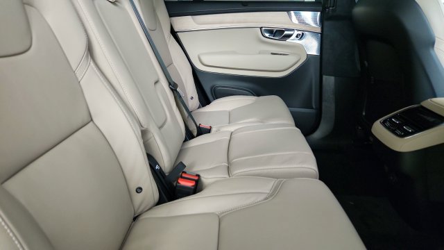 New 2027 Volvo XC90 B6 Ultra AWD/4WD image 36