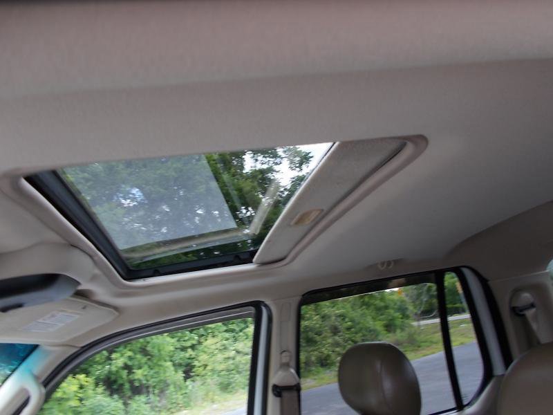 Used 2004 Ford Explorer Sport Trac XLT RWD image 27