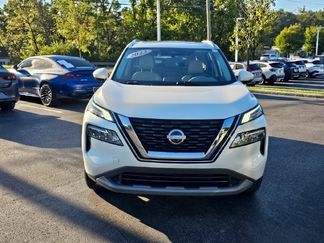 Used 2023 Nissan Rogue SV w/ SV Premium Package AWD/4WD image 3