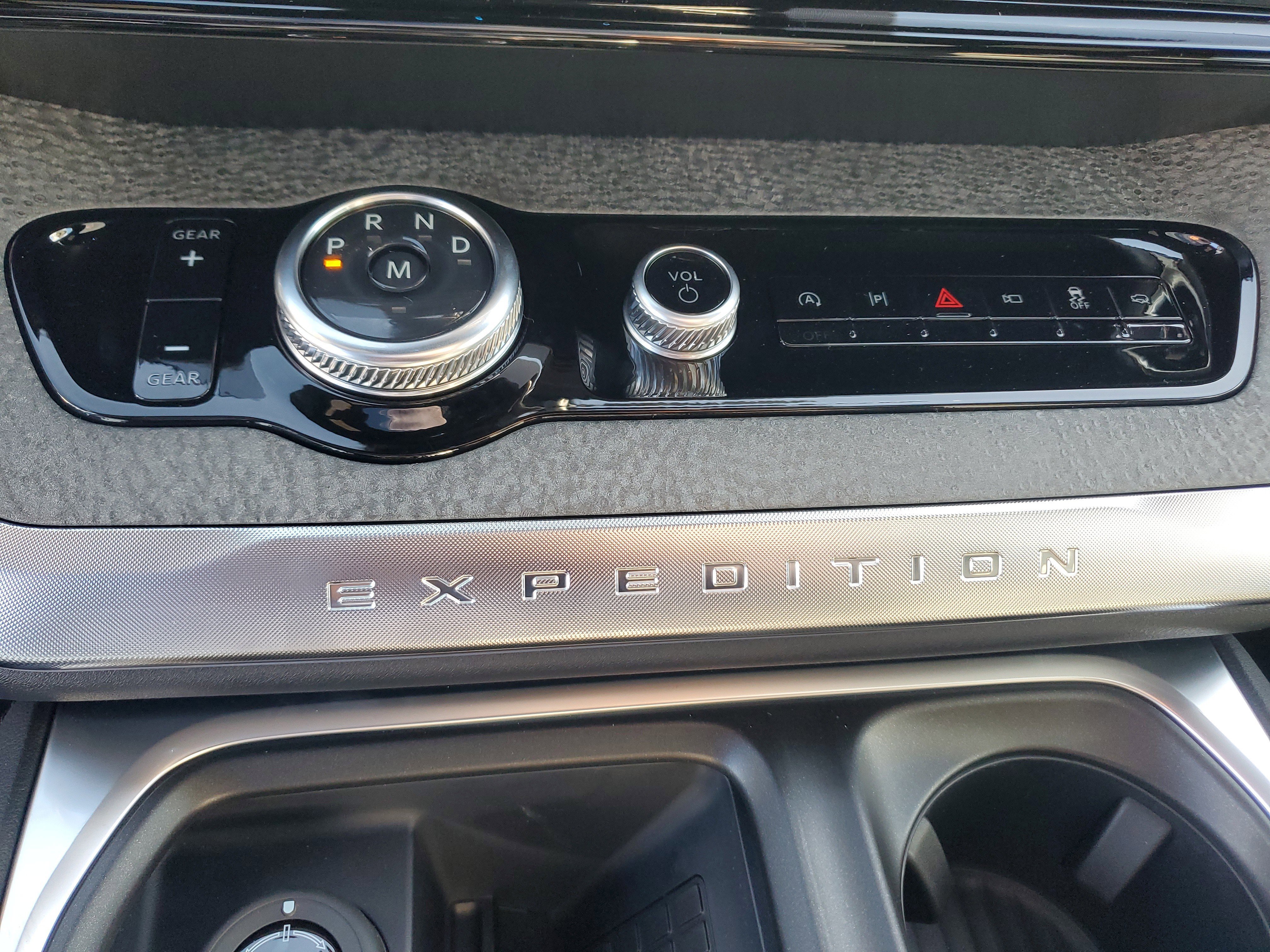 New 2025 Ford Expedition Tremor image 17