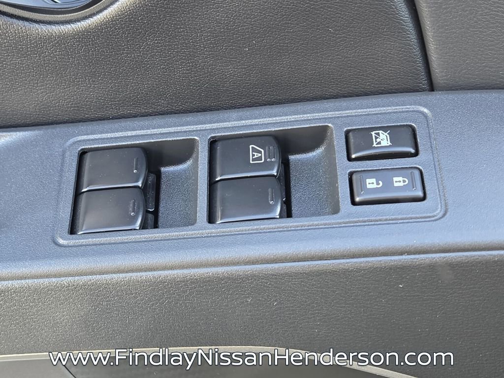 Used 2025 Nissan Frontier SV w/ SV Convenience Package image 20