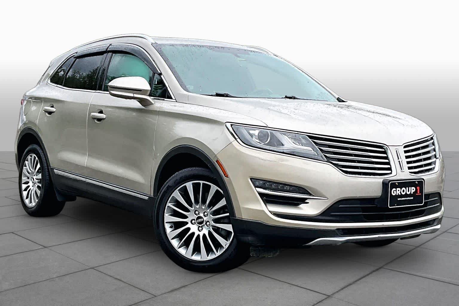 Used 2015 Lincoln MKC FWD w/ Equipment Group 102A Reserve image 3