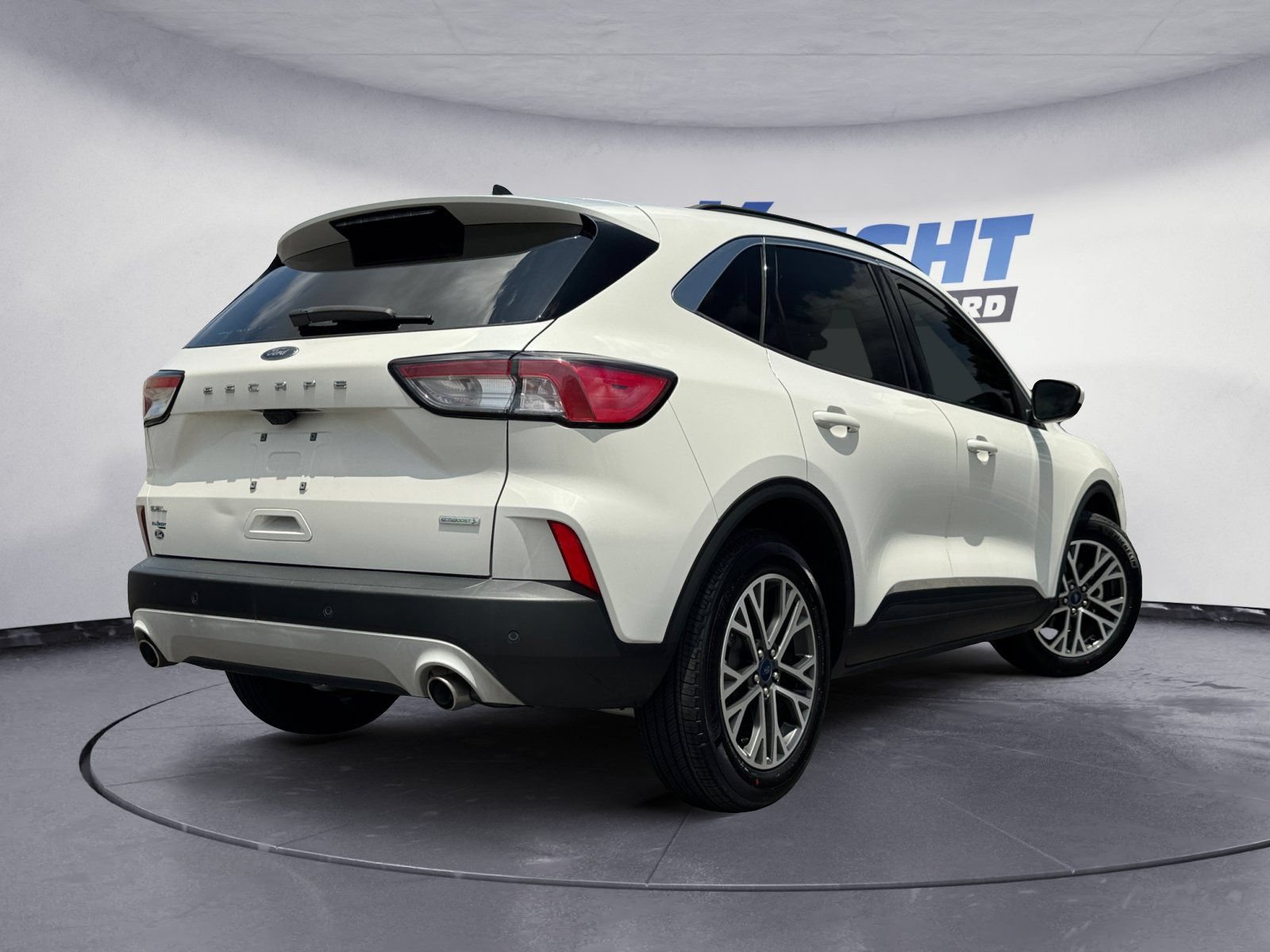 Used 2020 Ford Escape SEL FWD image 4