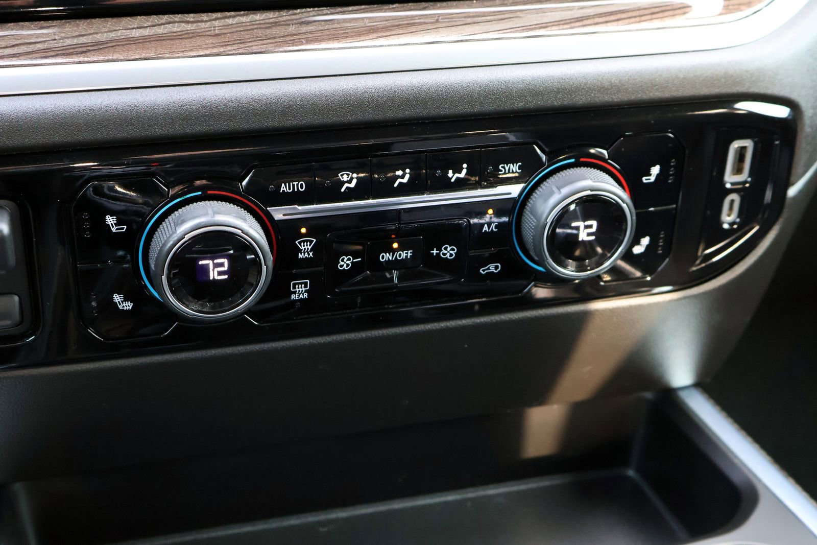 Used 2022 Chevrolet Silverado 1500 RST w/ Protection Package image 30