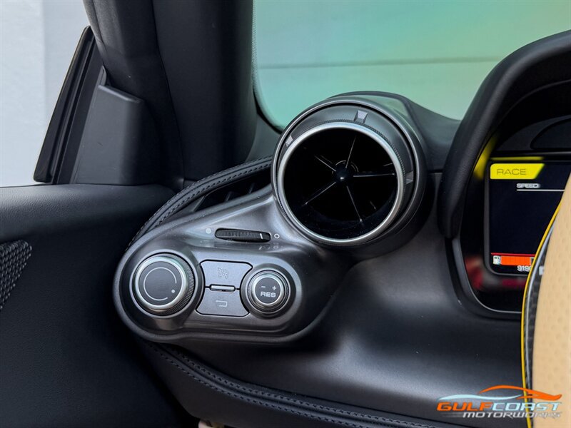 Used 2022 Ferrari F8 Tributo RWD image 20
