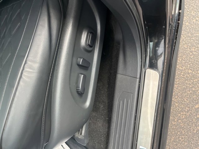 Used 2017 Nissan Murano Platinum w/ Platinum Technology Package image 12