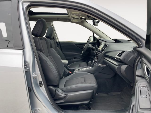 Used 2024 Subaru Forester Premium image 15