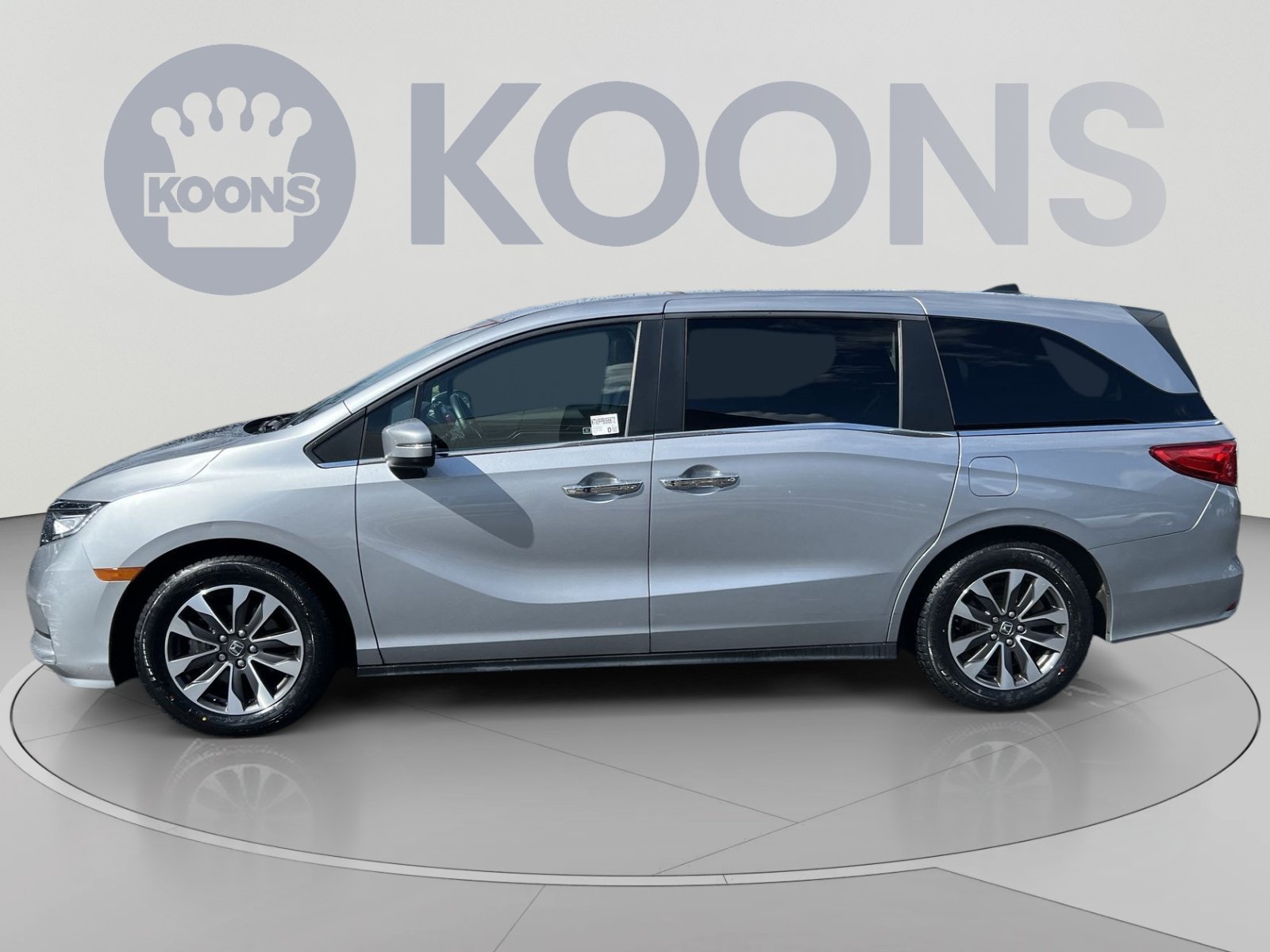 Used 2023 Honda Odyssey EX-L image 2