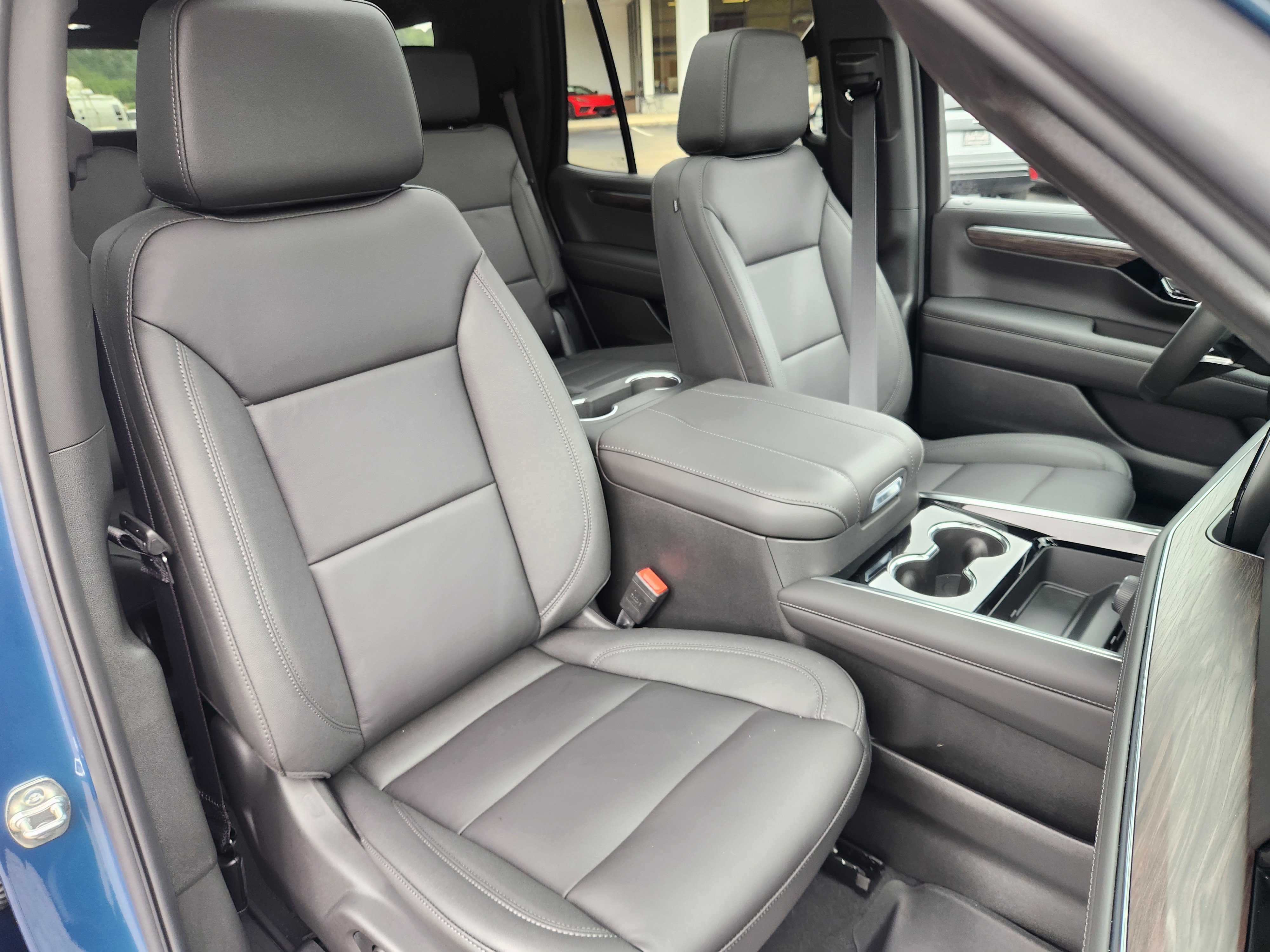 New 2027 Chevrolet Tahoe LT w/ Comfort Package AWD/4WD image 25