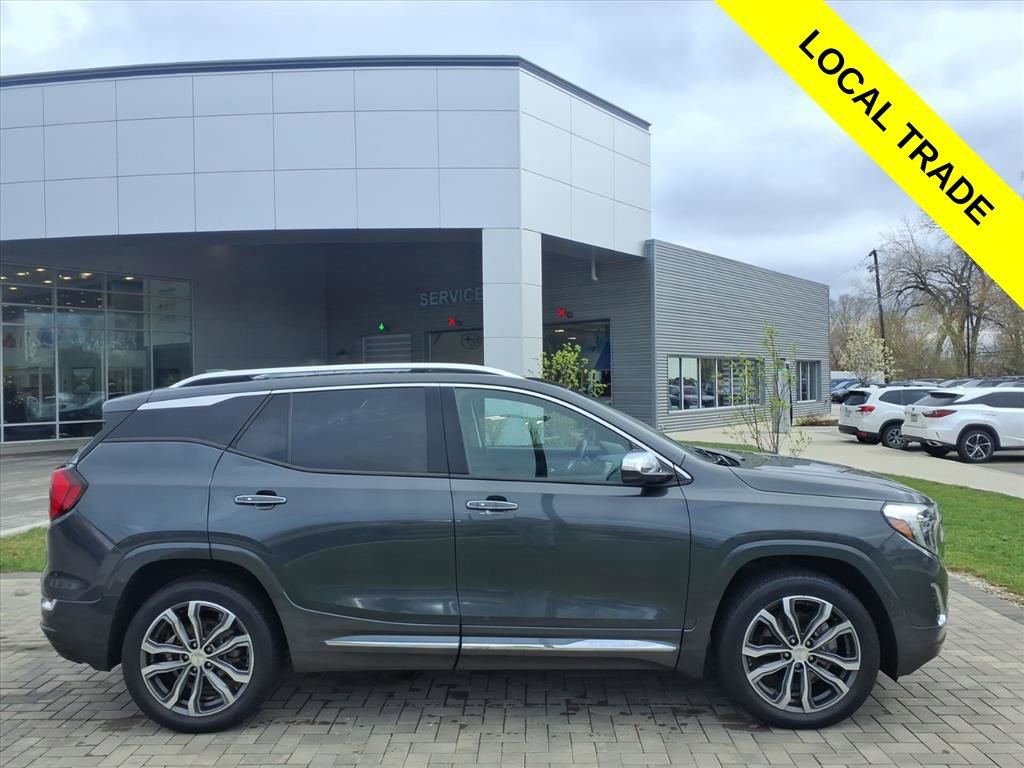Used 2020 GMC Terrain Denali w/ Denali Premium Package image 8