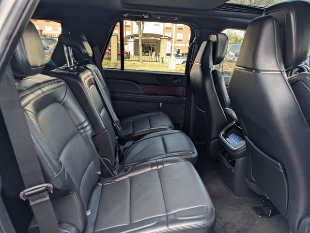 Used 2022 Lincoln Navigator Reserve image 35