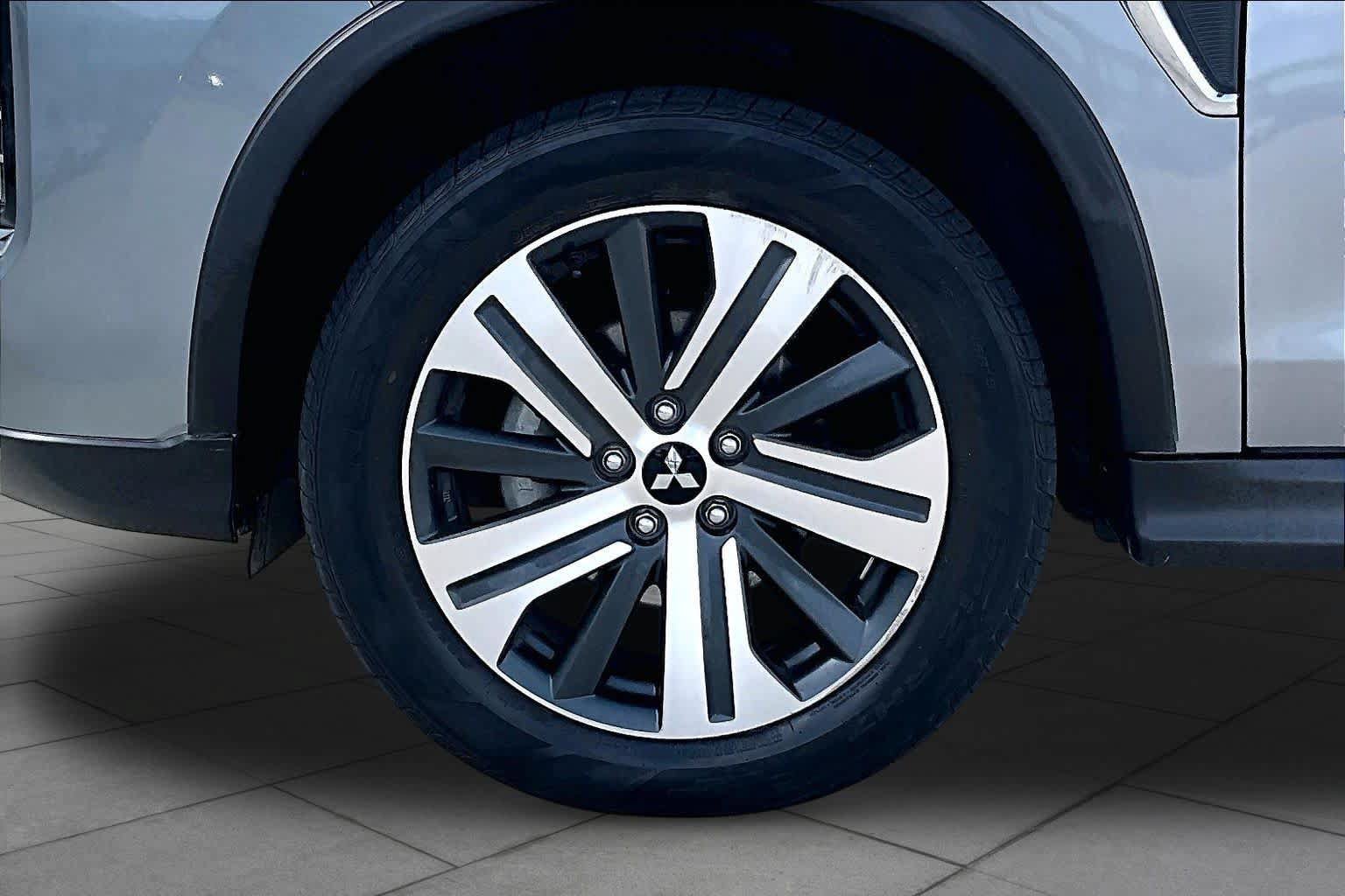 Used 2024 Mitsubishi Outlander Sport SE AWD/4WD image 10