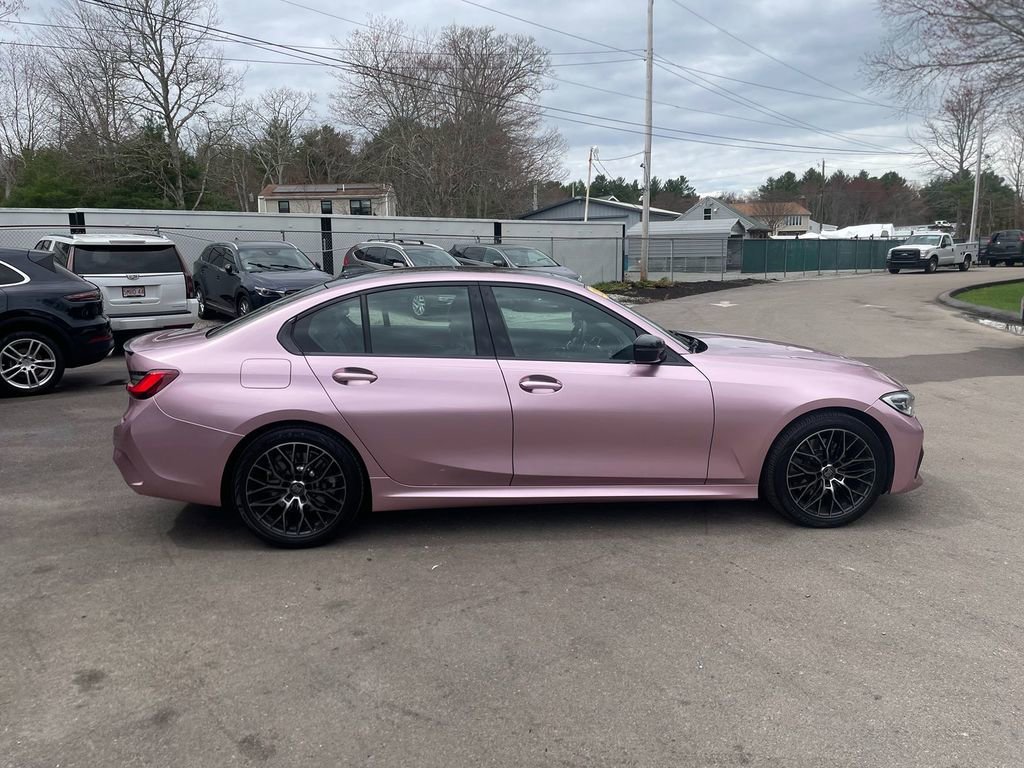 Used 2022 BMW 330i xDrive Sedan w/ M Sport Package image 4