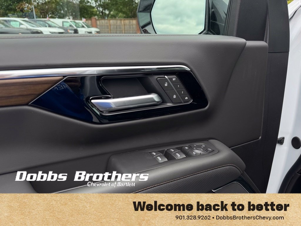New 2026 Chevrolet Tahoe High Country AWD/4WD image 15