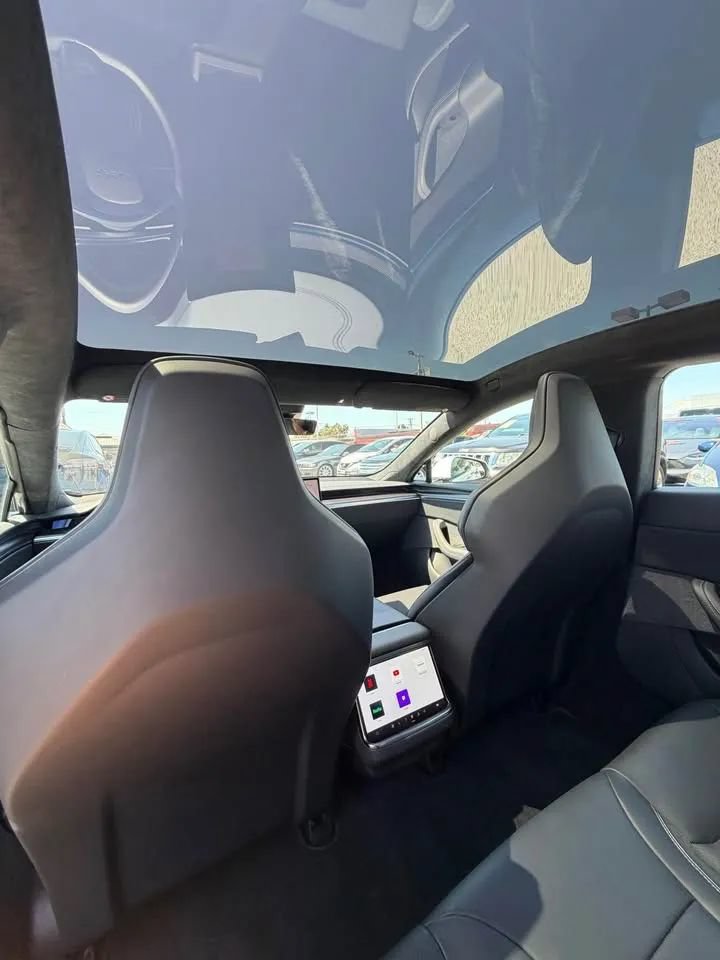 Used 2026 Tesla Model S Plaid AWD/4WD image 12