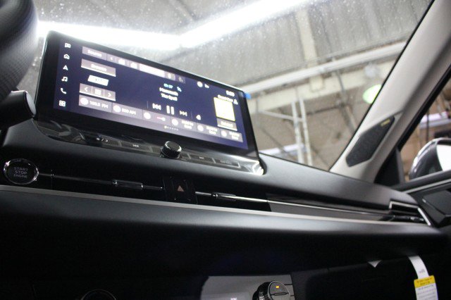 New 2026 Mitsubishi Outlander SE image 12