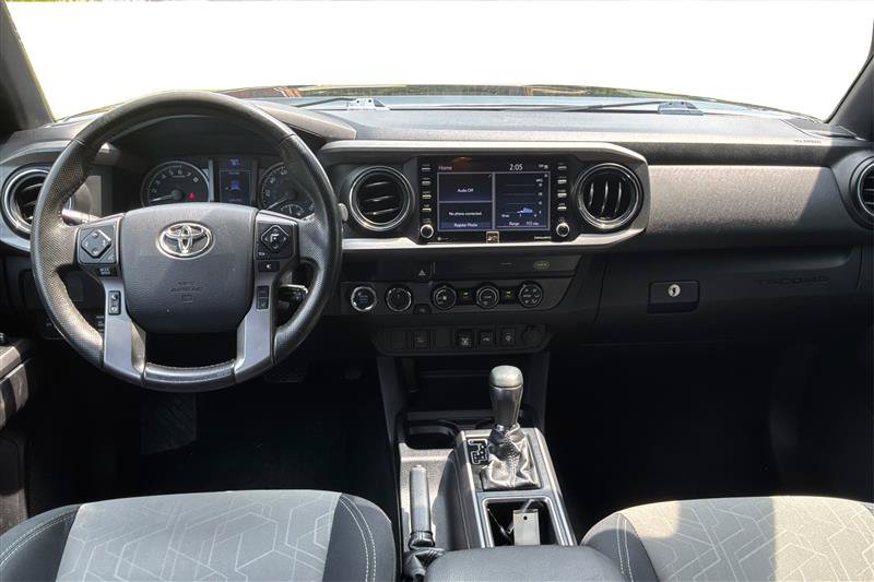 Used 2020 Toyota Tacoma TRD Off-Road AWD/4WD image 14