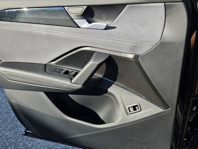 New 2026 Volkswagen Tiguan SE FWD image 27