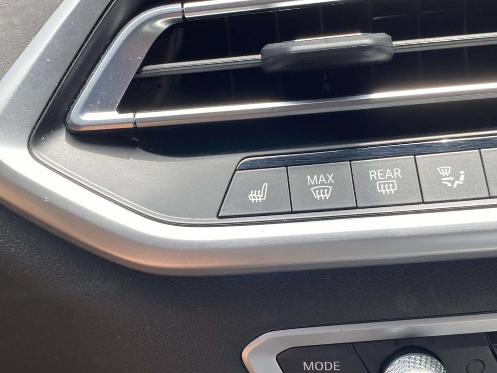Used 2023 BMW X5 xDrive40i AWD/4WD image 22