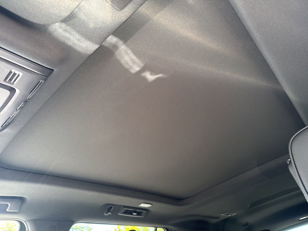 New 2025 GMC Yukon XL Denali w/ Denali Reserve Package image 47