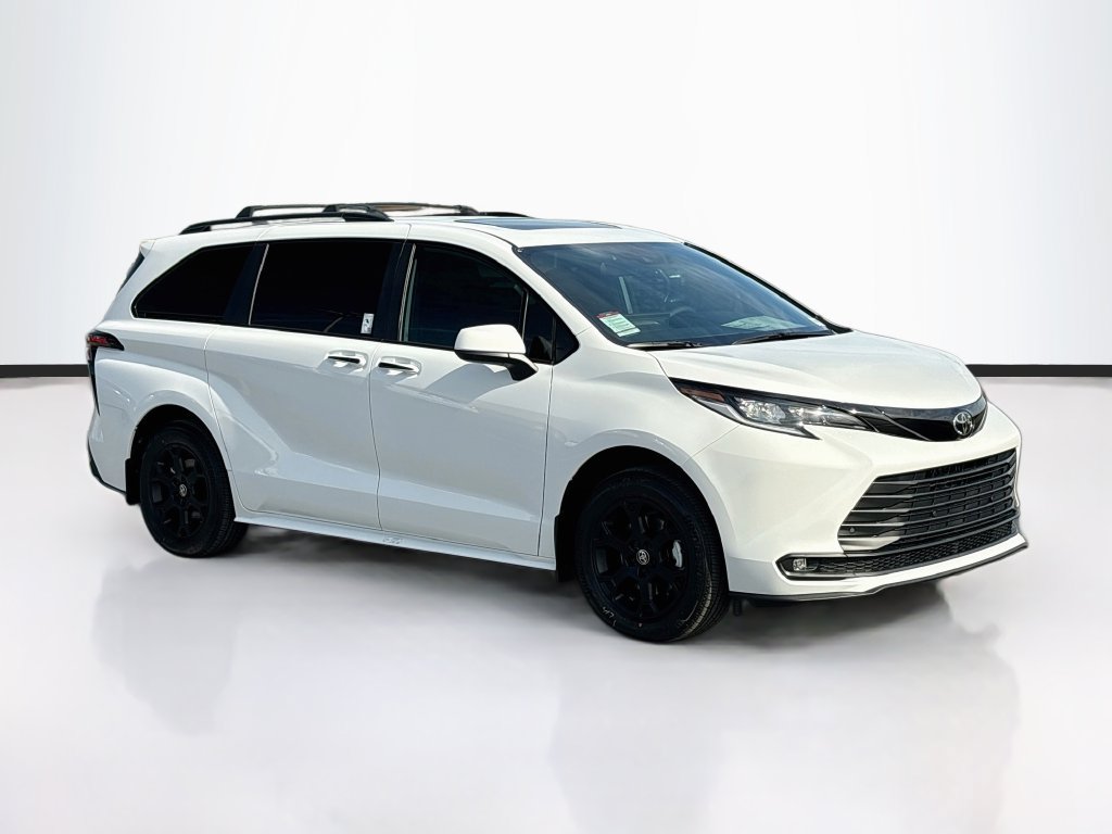 New 2026 Toyota Sienna XLE Woodland Edition AWD/4WD image 3